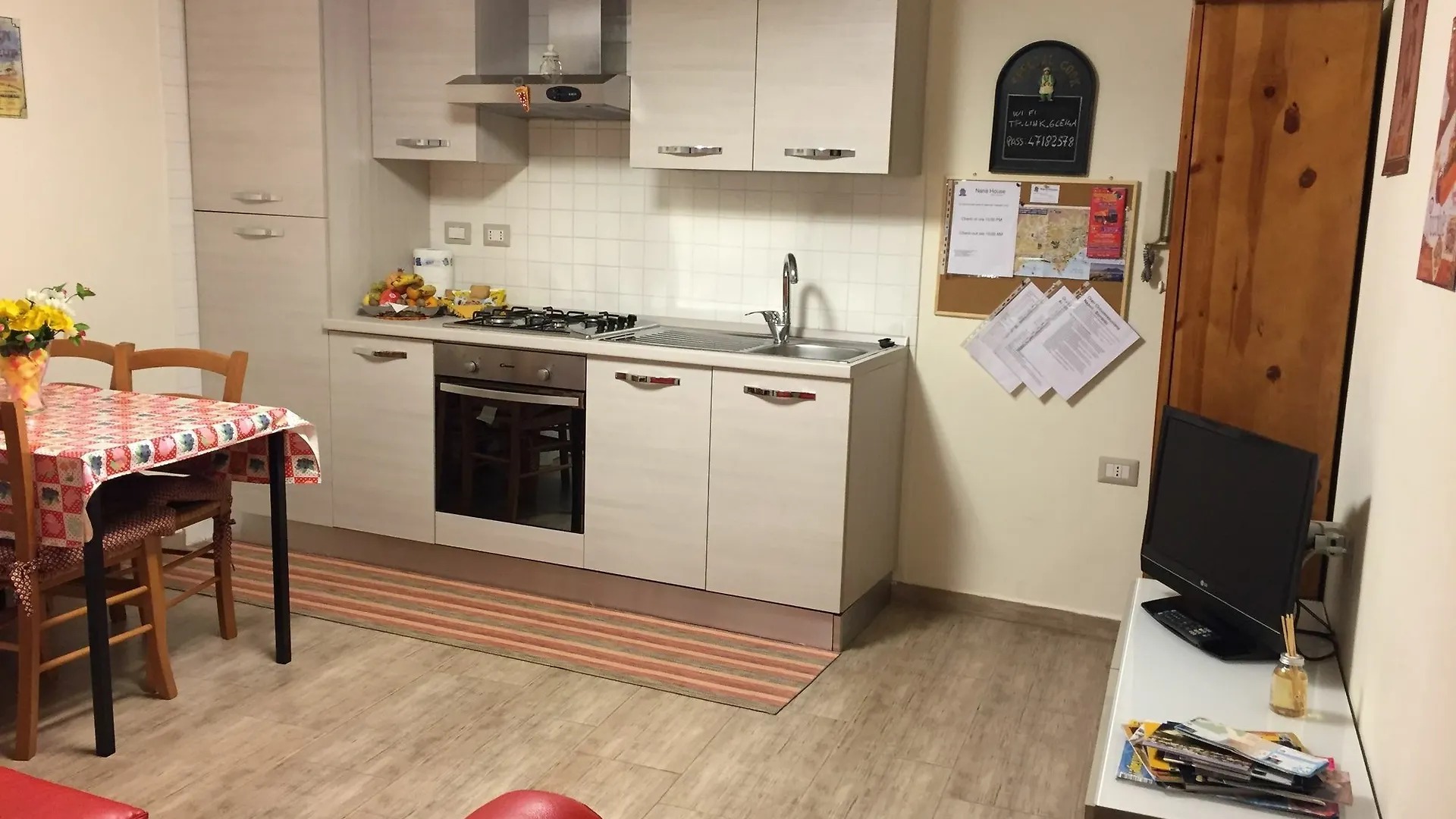 Nana House Apartment Naples Italy
